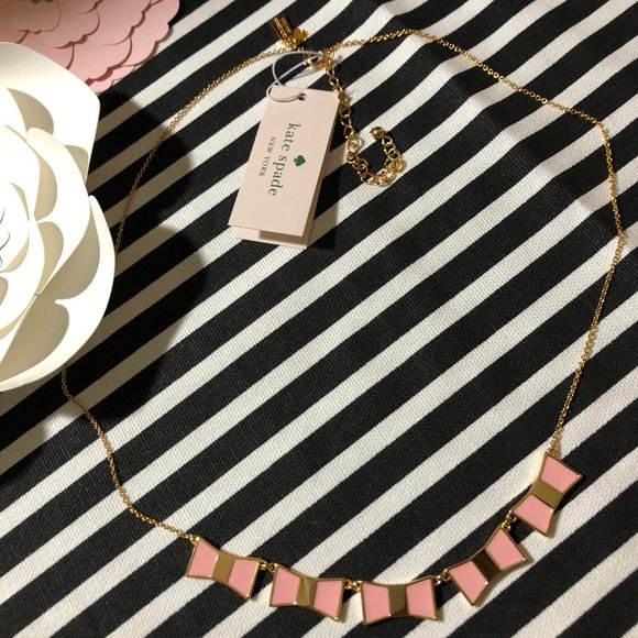 NEW Bow Shoppe Row Necklace - Picture 3 of 13